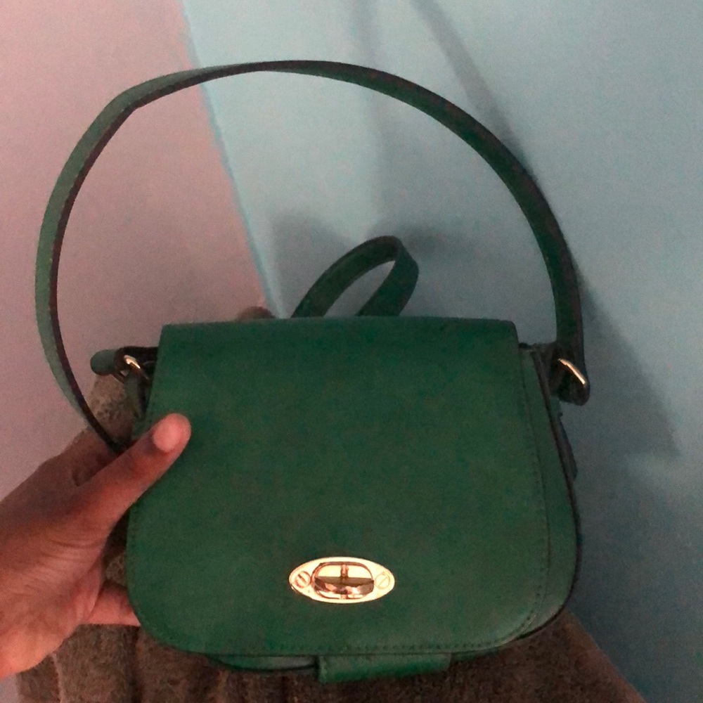 Forever 21 Green Cross Body Bag!